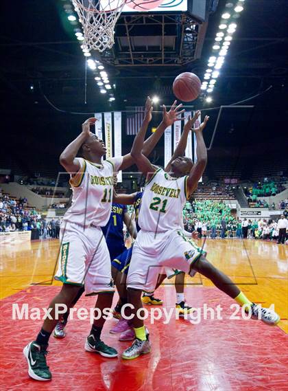 Thumbnail 1 in Roosevelt vs Fresno (CIF CS D3 Final) photogallery.