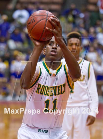 Thumbnail 1 in Roosevelt vs Fresno (CIF CS D3 Final) photogallery.