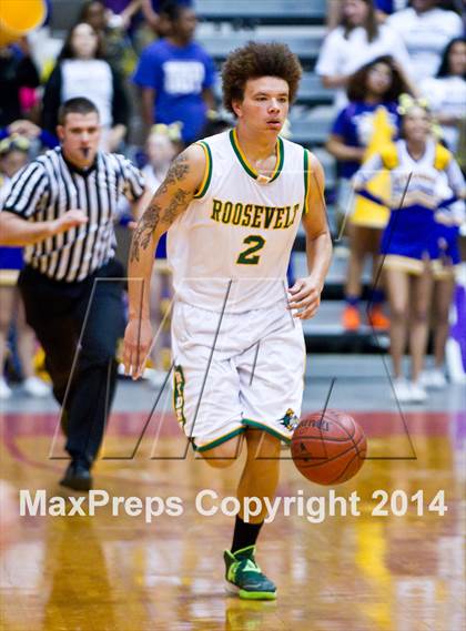 Thumbnail 1 in Roosevelt vs Fresno (CIF CS D3 Final) photogallery.