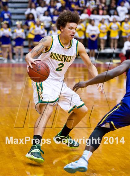 Thumbnail 2 in Roosevelt vs Fresno (CIF CS D3 Final) photogallery.
