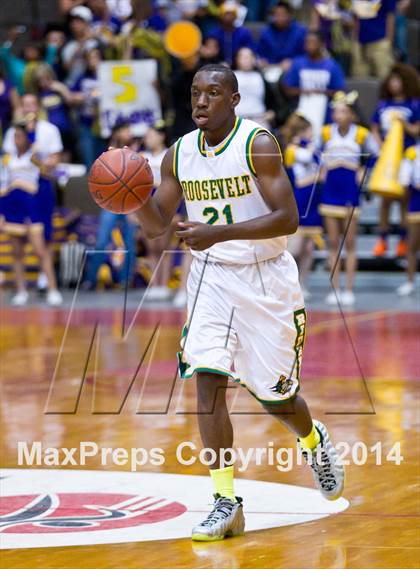 Thumbnail 3 in Roosevelt vs Fresno (CIF CS D3 Final) photogallery.