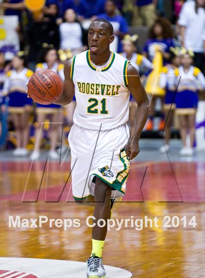 Thumbnail 2 in Roosevelt vs Fresno (CIF CS D3 Final) photogallery.