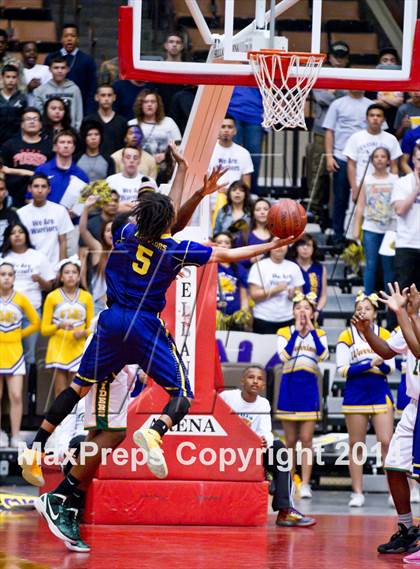 Thumbnail 2 in Roosevelt vs Fresno (CIF CS D3 Final) photogallery.