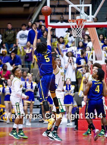 Thumbnail 3 in Roosevelt vs Fresno (CIF CS D3 Final) photogallery.