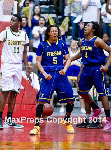 Thumbnail 1 in Roosevelt vs Fresno (CIF CS D3 Final) photogallery.