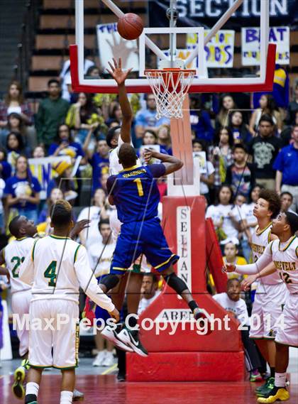 Thumbnail 3 in Roosevelt vs Fresno (CIF CS D3 Final) photogallery.