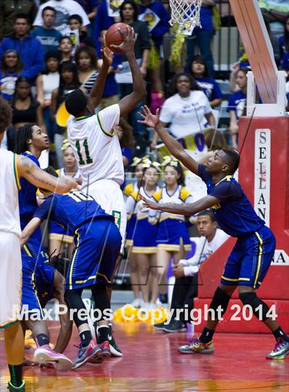 Thumbnail 3 in Roosevelt vs Fresno (CIF CS D3 Final) photogallery.
