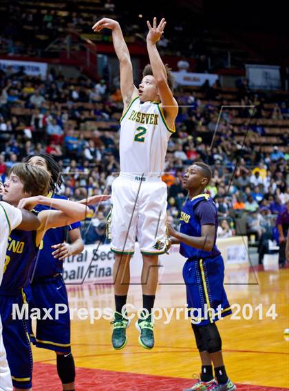 Thumbnail 1 in Roosevelt vs Fresno (CIF CS D3 Final) photogallery.