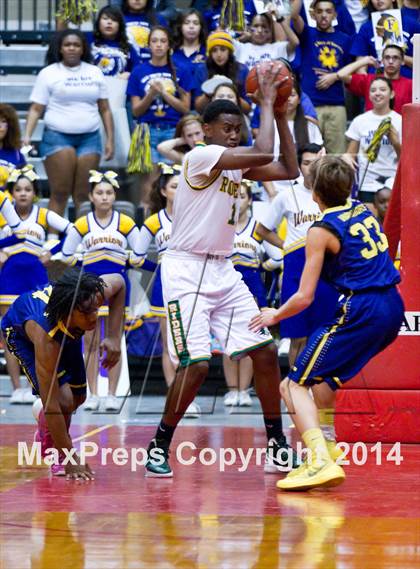 Thumbnail 2 in Roosevelt vs Fresno (CIF CS D3 Final) photogallery.