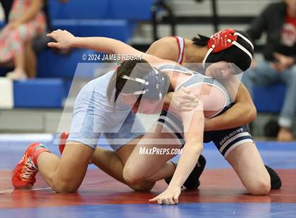 Thumbnail 1 in Carlmont @ Hillsdale photogallery.
