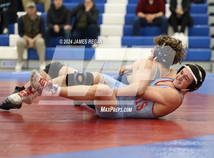 Thumbnail 2 in Carlmont @ Hillsdale photogallery.