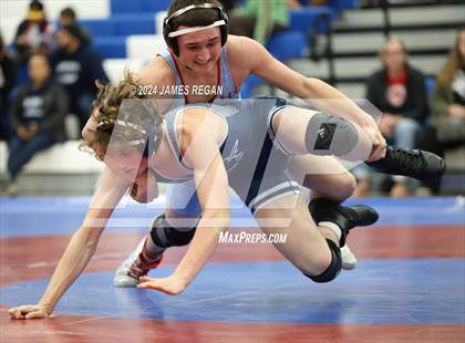 Thumbnail 3 in Carlmont @ Hillsdale photogallery.