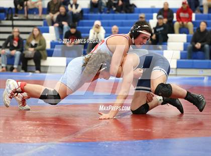 Thumbnail 1 in Carlmont @ Hillsdale photogallery.