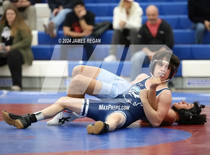 Thumbnail 1 in Carlmont @ Hillsdale photogallery.