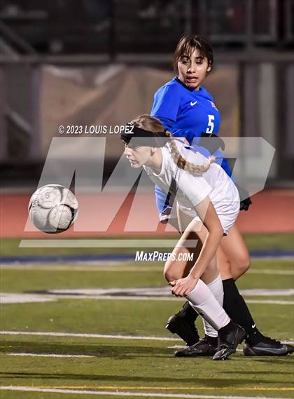 Thumbnail 3 in Charter Oak @ Diamond Ranch photogallery.
