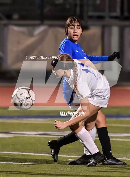 Thumbnail 2 in Charter Oak @ Diamond Ranch photogallery.