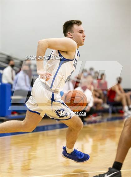 Thumbnail 2 in Indian Hill @ Covington Catholic photogallery.