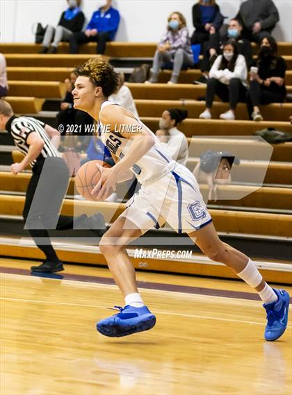 Thumbnail 3 in Indian Hill @ Covington Catholic photogallery.