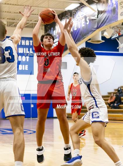 Thumbnail 1 in Indian Hill @ Covington Catholic photogallery.