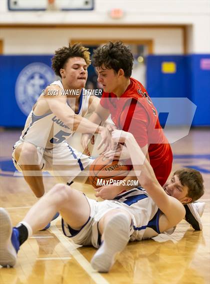 Thumbnail 1 in Indian Hill @ Covington Catholic photogallery.