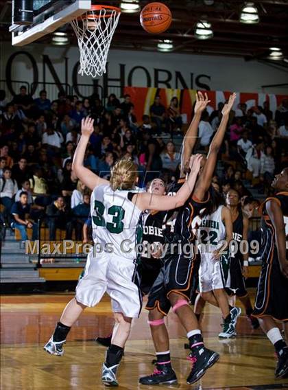 Thumbnail 3 in Dobie @ Pasadena (McDonalds Texas Invitational) photogallery.