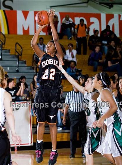 Thumbnail 3 in Dobie @ Pasadena (McDonalds Texas Invitational) photogallery.