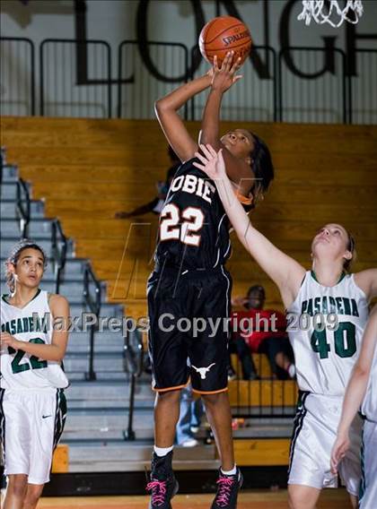 Thumbnail 3 in Dobie @ Pasadena (McDonalds Texas Invitational) photogallery.