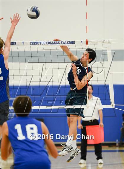 Thumbnail 1 in Saddleback Valley Christian vs. St. Margaret's (CIF-SS D4 Final) photogallery.