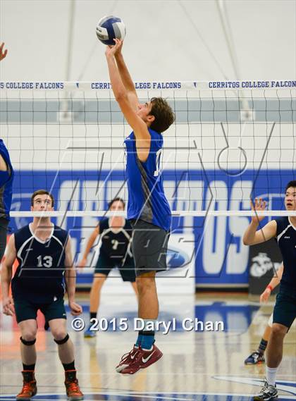 Thumbnail 2 in Saddleback Valley Christian vs. St. Margaret's (CIF-SS D4 Final) photogallery.