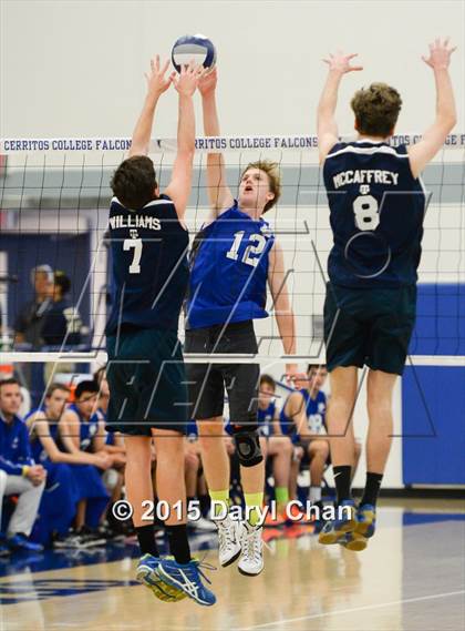 Thumbnail 2 in Saddleback Valley Christian vs. St. Margaret's (CIF-SS D4 Final) photogallery.