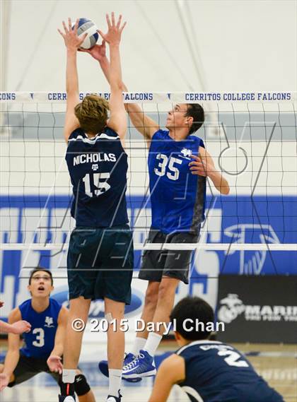 Thumbnail 2 in Saddleback Valley Christian vs. St. Margaret's (CIF-SS D4 Final) photogallery.