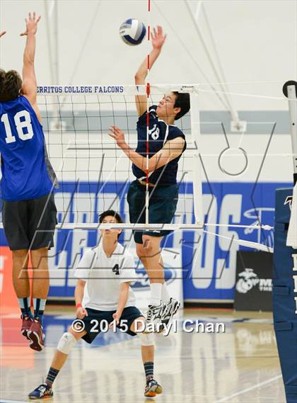 Thumbnail 1 in Saddleback Valley Christian vs. St. Margaret's (CIF-SS D4 Final) photogallery.