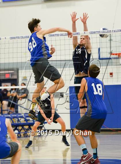 Thumbnail 3 in Saddleback Valley Christian vs. St. Margaret's (CIF-SS D4 Final) photogallery.