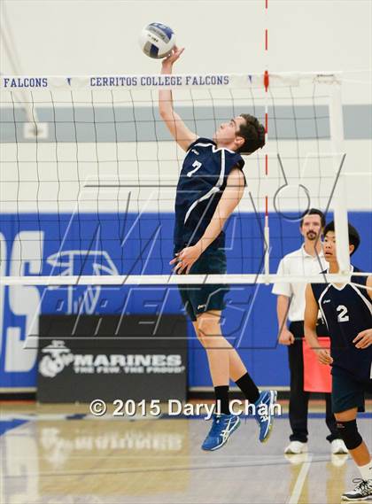 Thumbnail 2 in Saddleback Valley Christian vs. St. Margaret's (CIF-SS D4 Final) photogallery.
