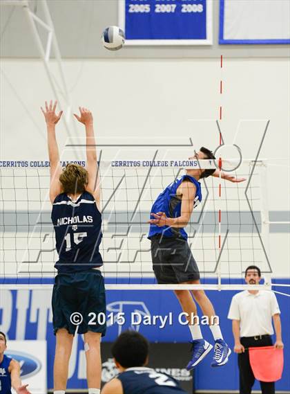 Thumbnail 1 in Saddleback Valley Christian vs. St. Margaret's (CIF-SS D4 Final) photogallery.