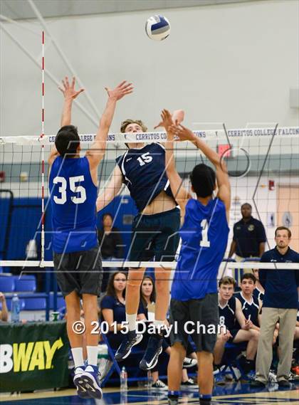 Thumbnail 3 in Saddleback Valley Christian vs. St. Margaret's (CIF-SS D4 Final) photogallery.