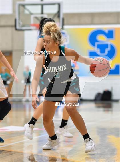 Thumbnail 1 in Farmington vs. Corner Canyon (UHSAA 5A Quarterfinals) photogallery.