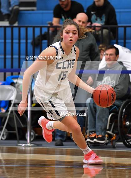 Thumbnail 1 in Farmington vs. Corner Canyon (UHSAA 5A Quarterfinals) photogallery.
