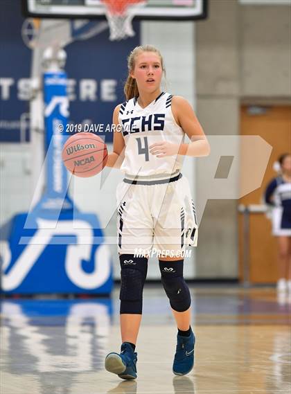 Thumbnail 2 in Farmington vs. Corner Canyon (UHSAA 5A Quarterfinals) photogallery.