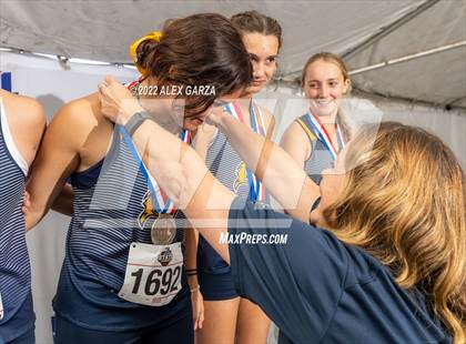 Thumbnail 2 in UIL Cross Country 3A Finals photogallery.
