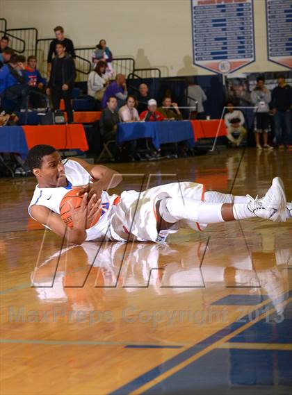 Thumbnail 2 in Lynwood @ Bishop Gorman (Tarkanian Classic) photogallery.