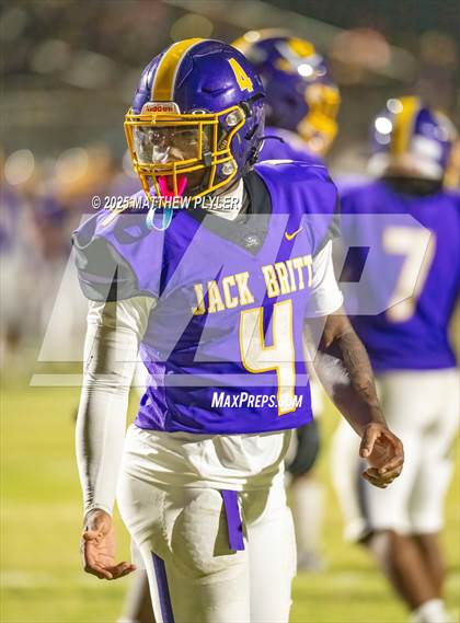 Thumbnail 1 in Hoggard @ Jack Britt photogallery.