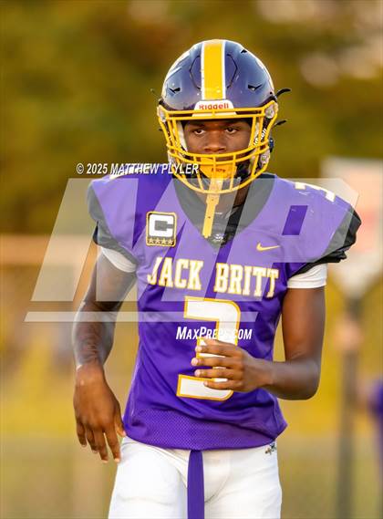 Thumbnail 1 in Hoggard @ Jack Britt photogallery.