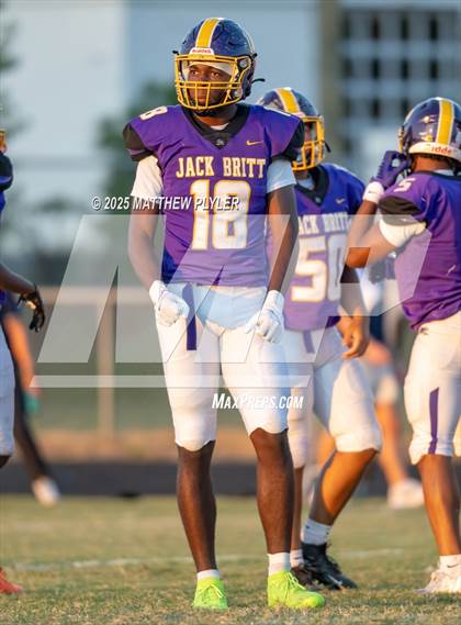 Thumbnail 2 in Hoggard @ Jack Britt photogallery.