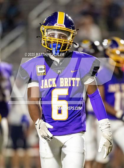 Thumbnail 2 in Hoggard @ Jack Britt photogallery.