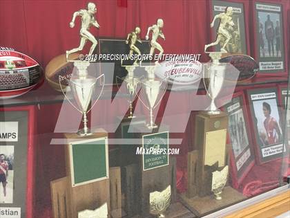 Thumbnail 2 in Steubenville TOC Ceremony photogallery.