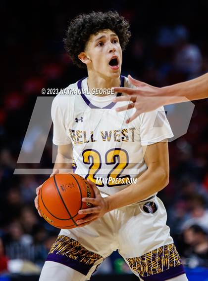 Thumbnail 1 in Bellevue West vs. North Star (NSAA Class A Quarterfinal) photogallery.