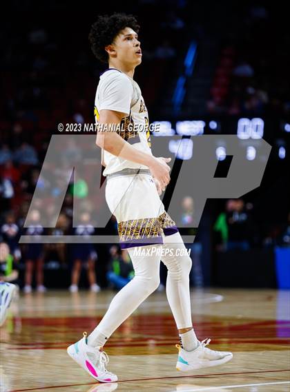 Thumbnail 2 in Bellevue West vs. North Star (NSAA Class A Quarterfinal) photogallery.