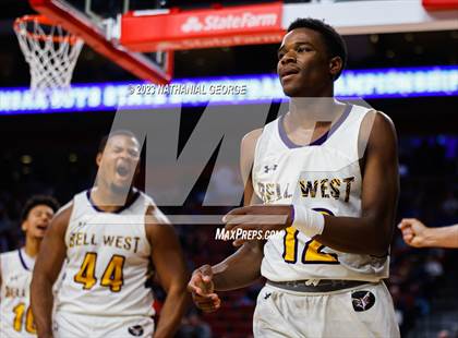 Thumbnail 1 in Bellevue West vs. North Star (NSAA Class A Quarterfinal) photogallery.