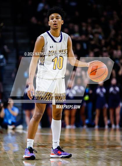 Thumbnail 3 in Bellevue West vs. North Star (NSAA Class A Quarterfinal) photogallery.
